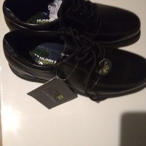 KOR NWT BLACK Resist Slip Resistant Work Shoes